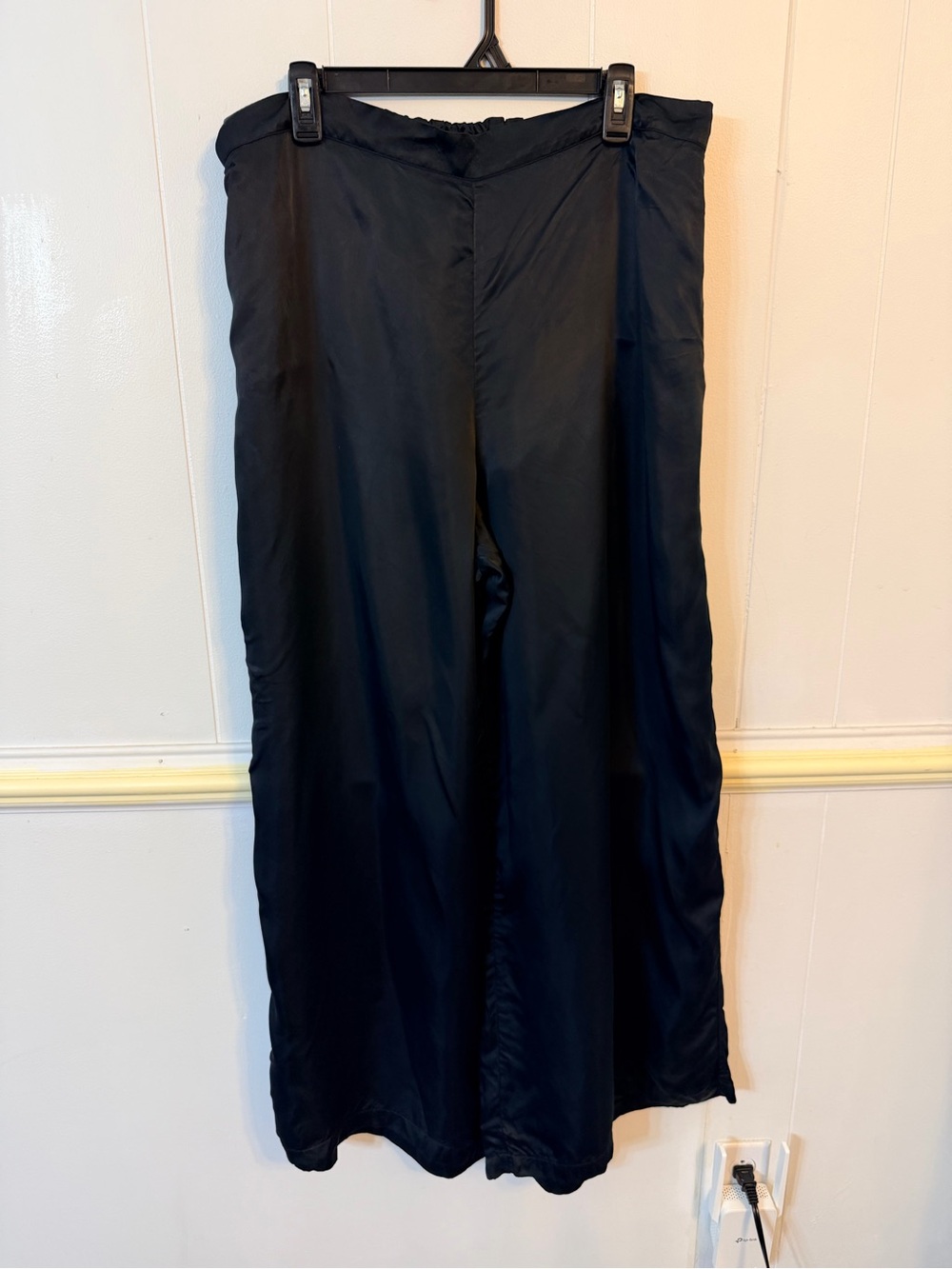 Athleta Black Satin Wide-Leg Pants - Size 1X